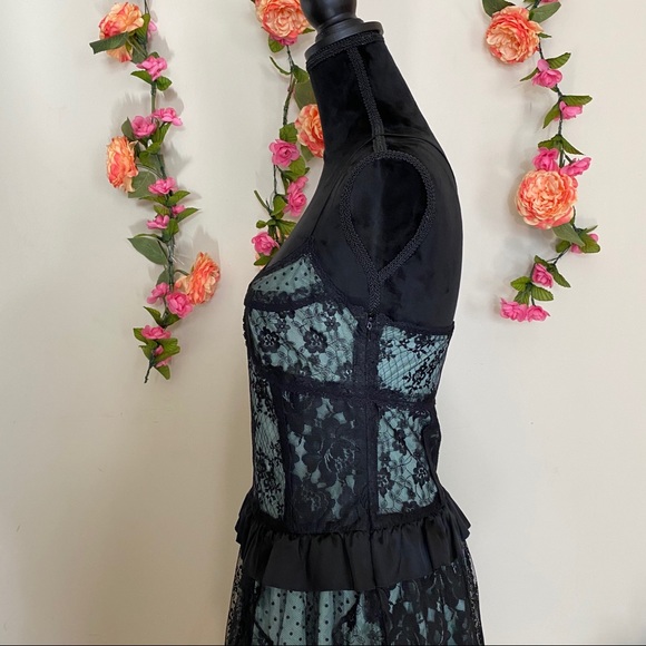 Mint Green + Black Lace - Picture 3 of 7